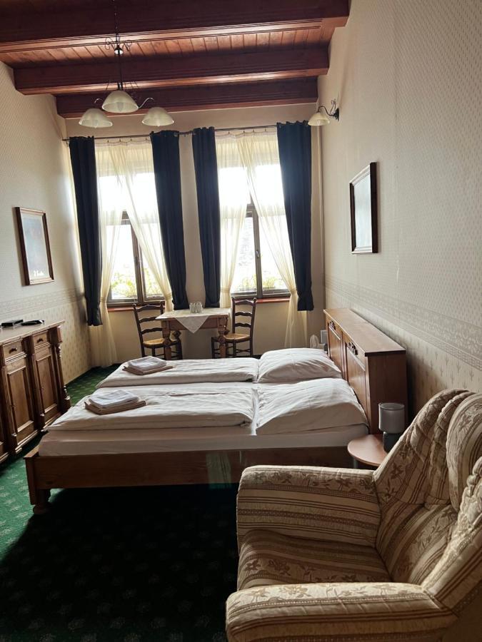 Hotel Maxim Frydek-Mistek Exterior photo